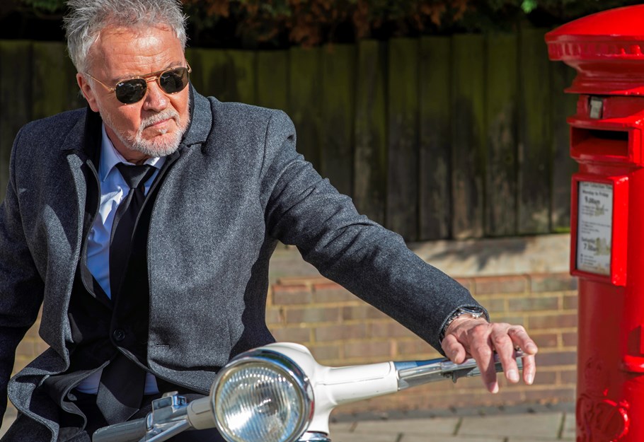 Paul Young back on the road with intimate new tour