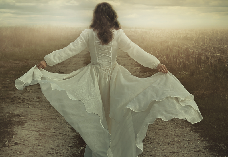 Jane Eyre - white dress 