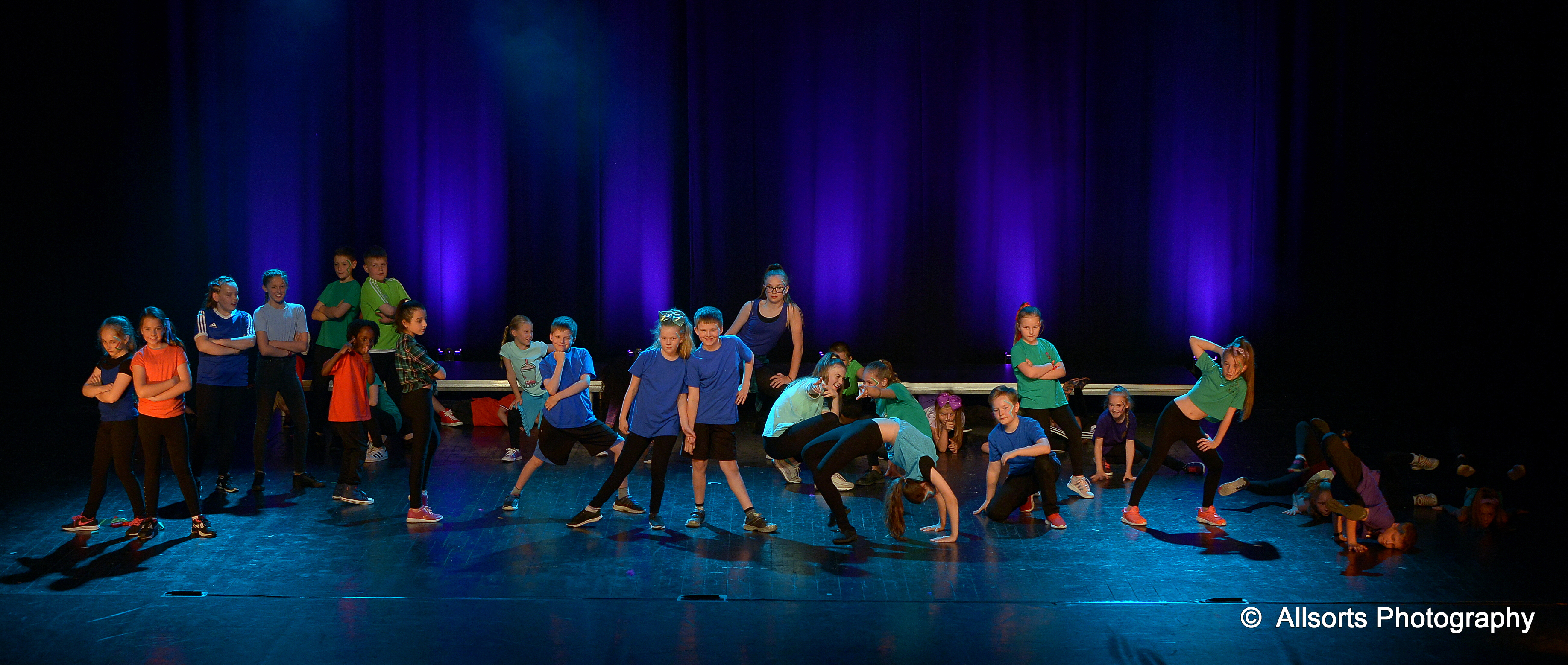Online Octagon Street Dance 1 (5-9yrs) 